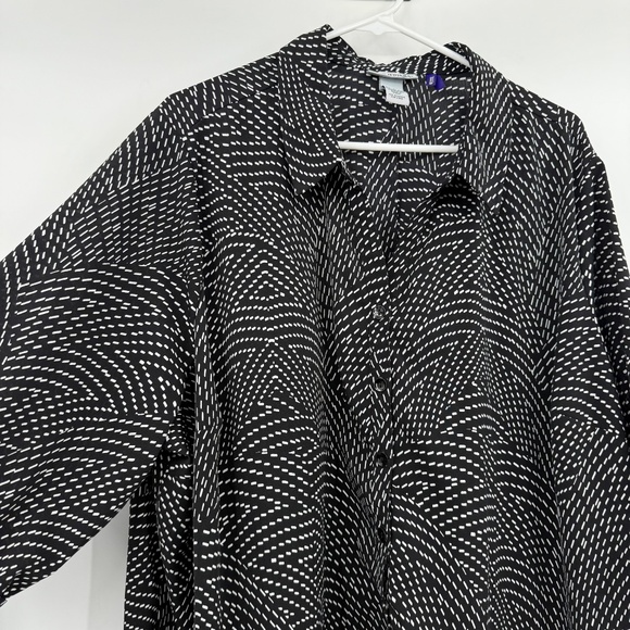 Catherines Top Women 3X Petite Black White Roll Tab Sleeves Button Up Office - Picture 3 of 11